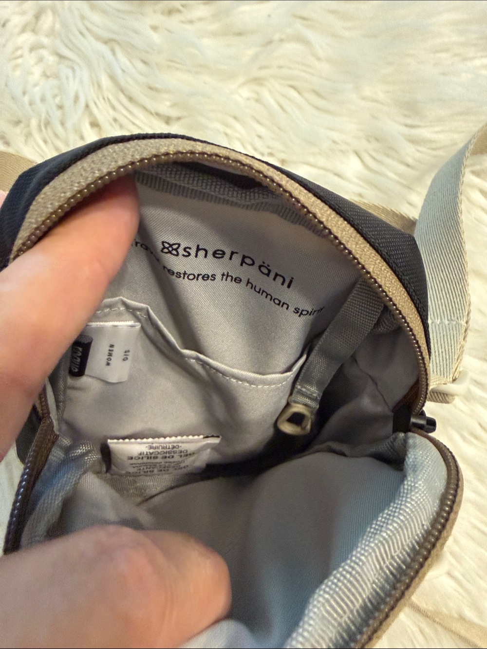 Sherpani Beige and Black Compact Crossbody Pouch brand new - Picture 4 of 8